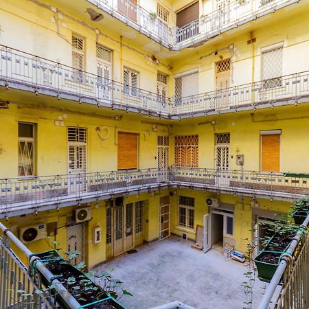 Rothapartments'Garden Budapest Exteriör bild